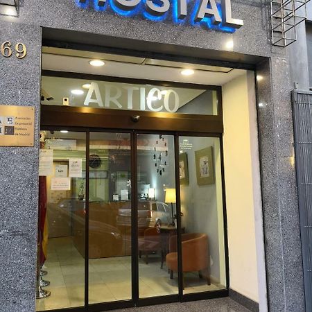 Hostal Artico Madrid Dış mekan fotoğraf