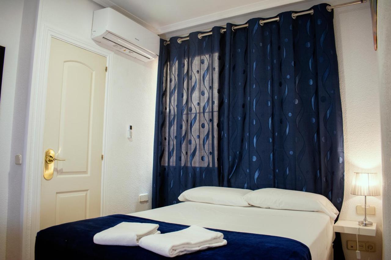 Hostal Artico Madrid Dış mekan fotoğraf